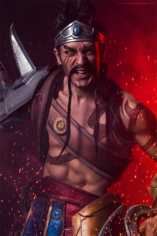 Illustration for article titled A+ League Of Legends Cosplay